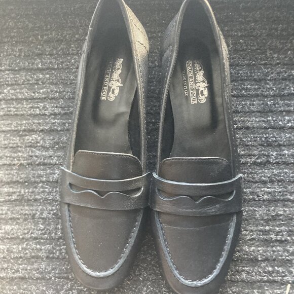 Coach and Four black. - Picture 2 of 3